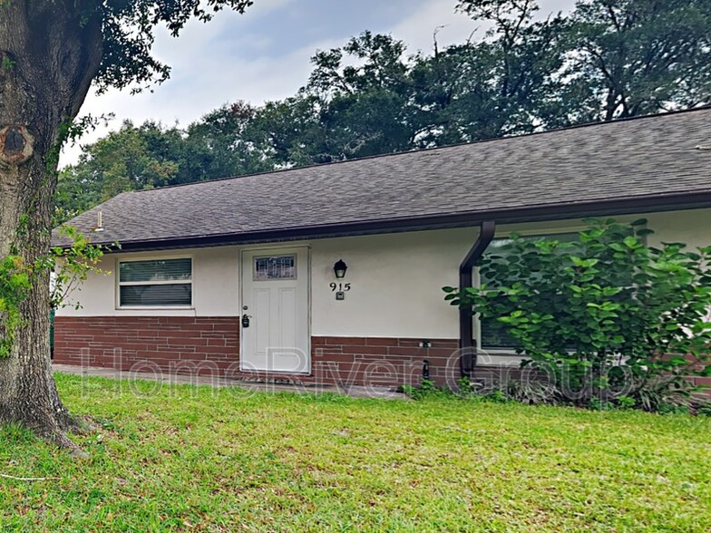 Primary Photo - 915 Marlboro Dr