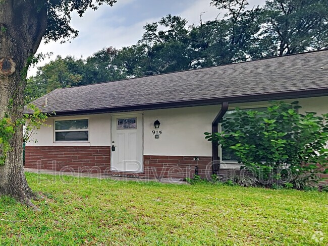 Building Photo - 915 Marlboro Dr