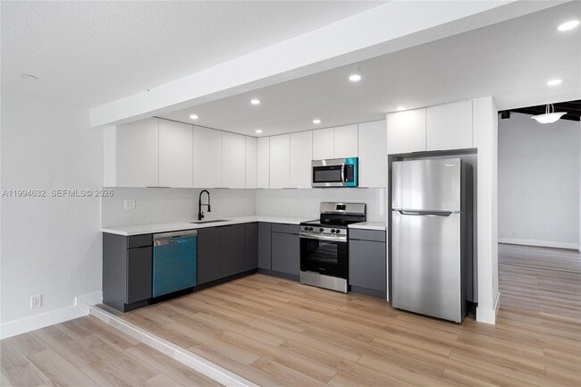 Building Photo - 7201 NW 46th Ct