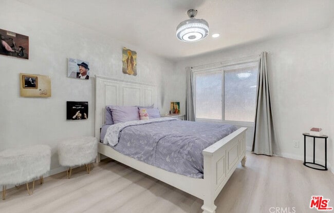 Building Photo - 7701 Baird Ave