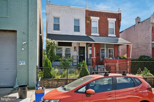 Building Photo - 457 N Edgewood St