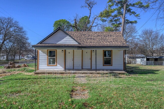 Building Photo - 1434 S Rusk St