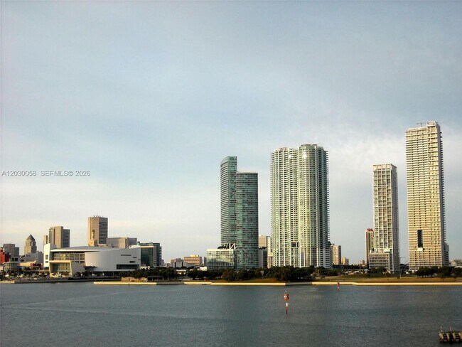 Building Photo - 1100 Biscayne Blvd