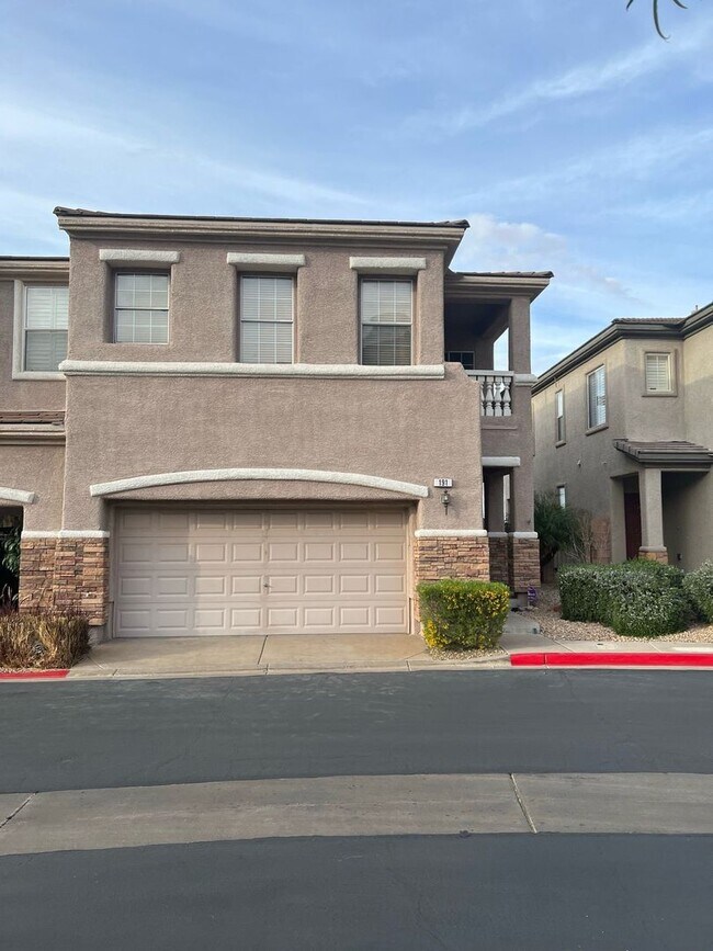 Building Photo - Henderson