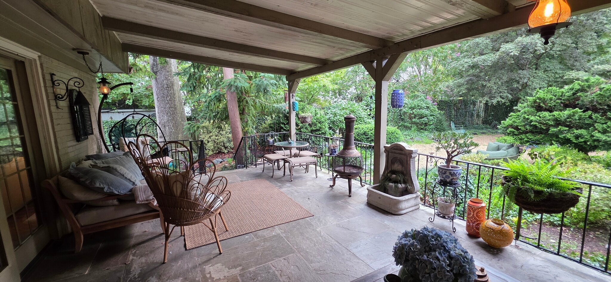 Building Photo - 10526 Sweetbriar Pky