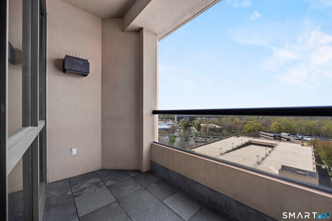 Building Photo - 100 Parrott Drive
