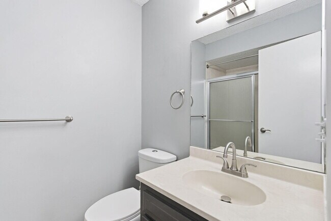 Building Photo - 3460 E Catalpa St