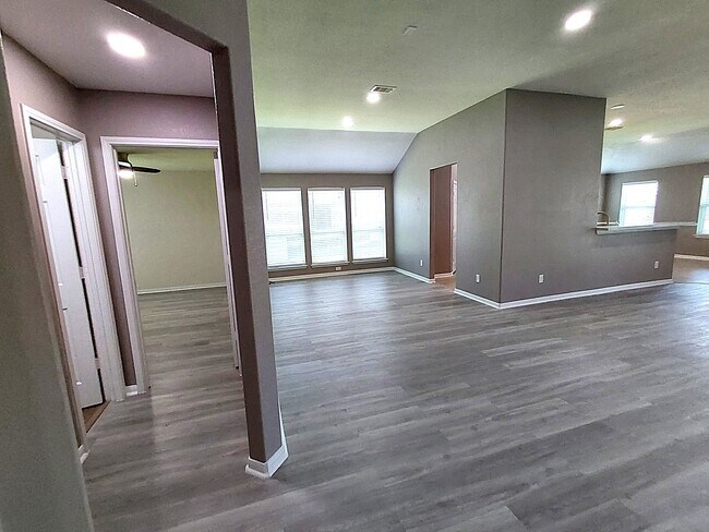 Building Photo - 23150 Quiet Heron Ct