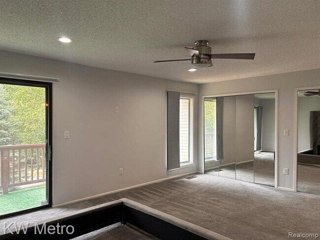 Building Photo - 6168 Palomino Ct