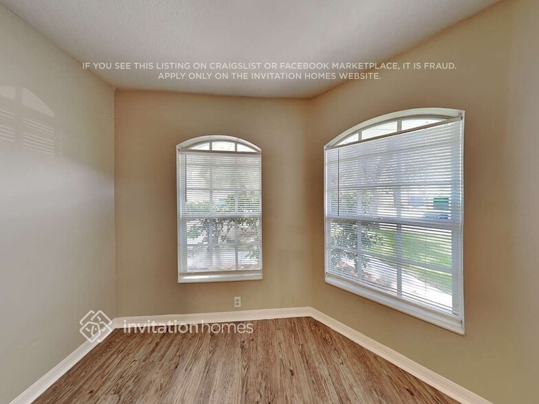 Building Photo - 10327 Avelar Ridge Dr