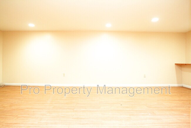 Building Photo - 97-99 Park Avenue
