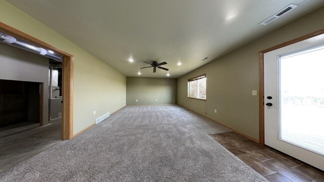 Building Photo - 3403 W 93rd St