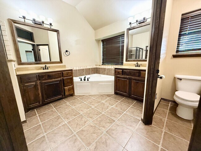 Building Photo - 4321 Carrington Ct