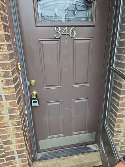 Building Photo - 346 E Rimini Ct