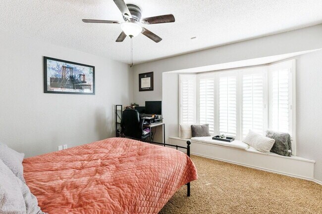 Building Photo - Discover Your Oasis: Spacious 3-Bed Lubboc...