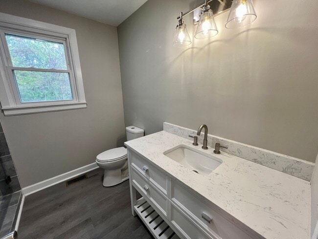 Building Photo - 157 Quail Dr