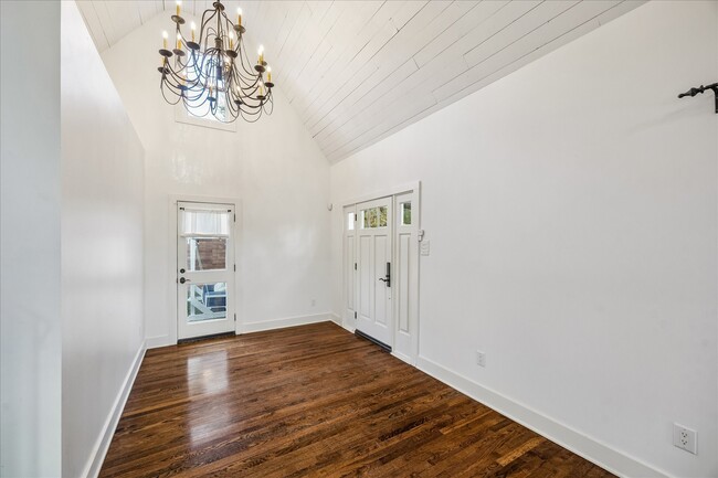 Building Photo - 6036 Feagan St