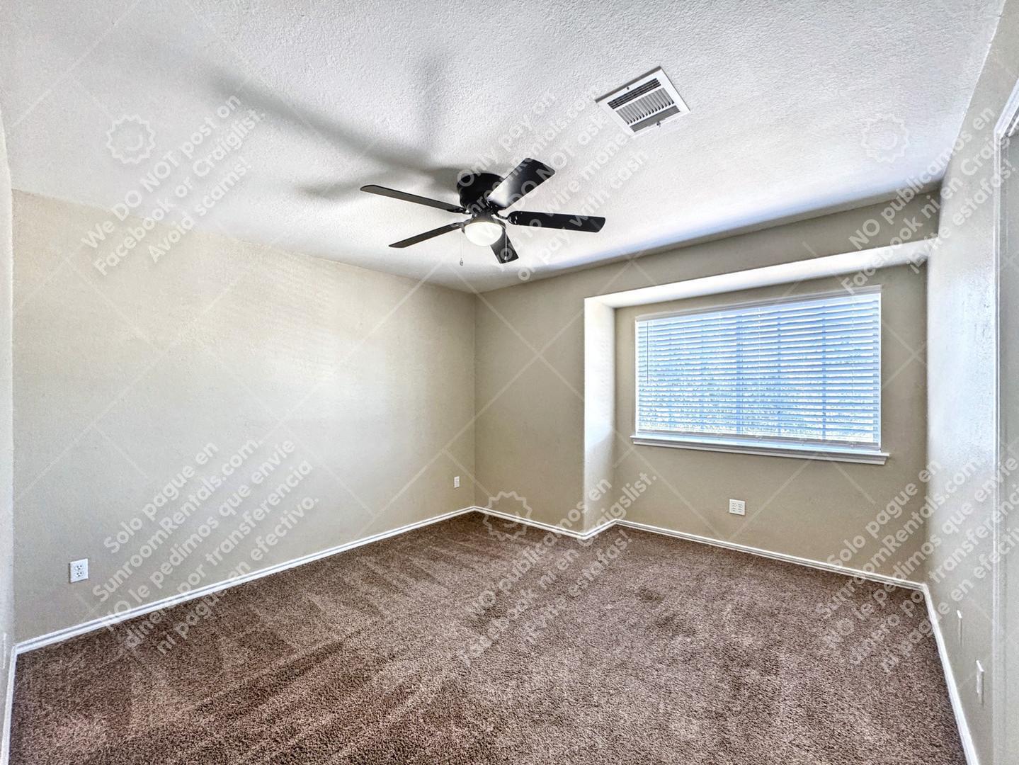 Building Photo - 833 Sagewood Trail