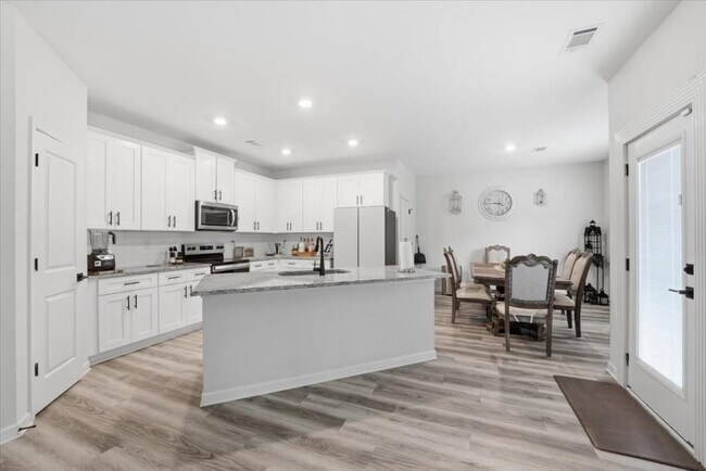 Building Photo - 3552 Arabian Farm Ln
