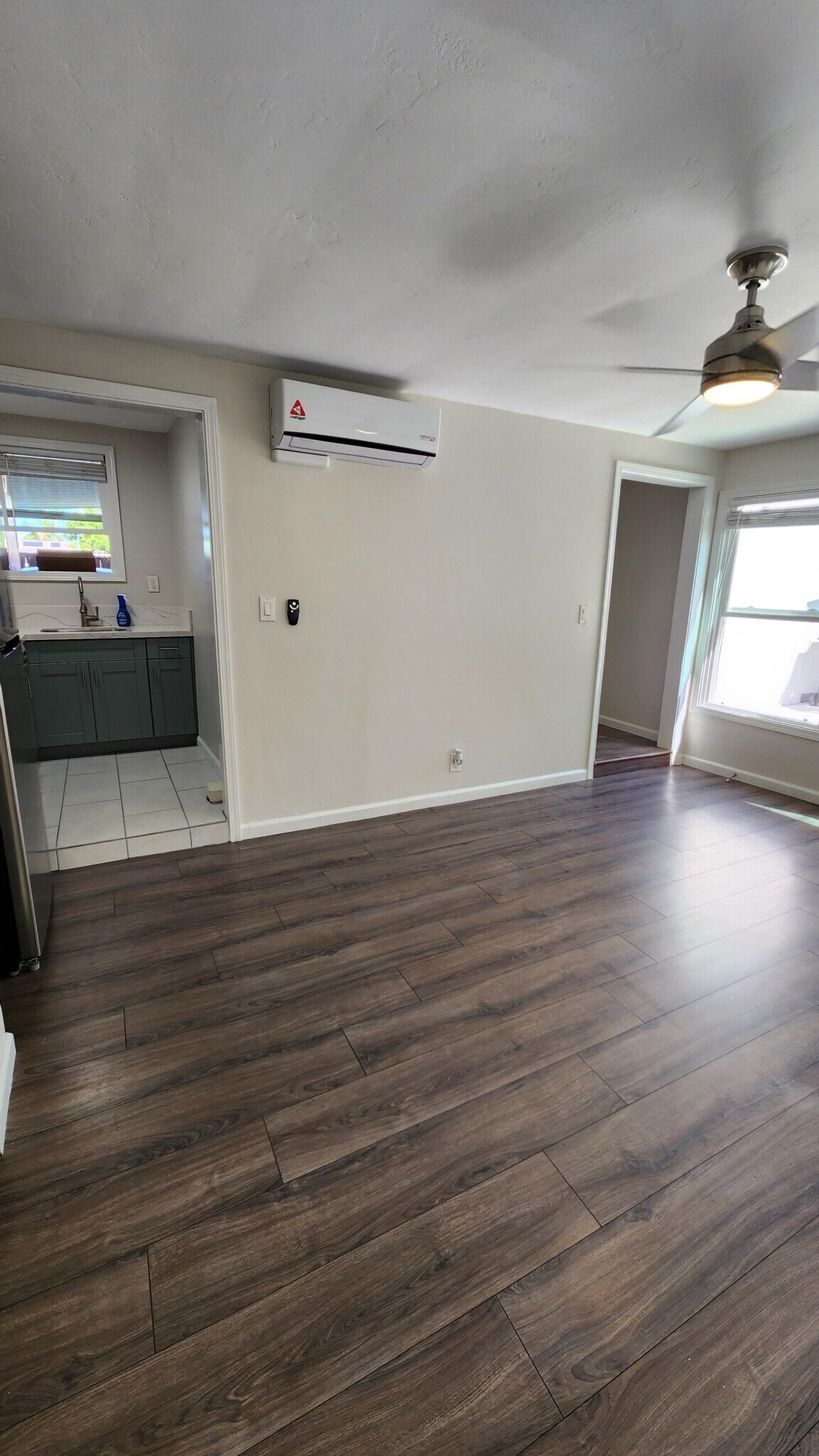 Building Photo - 3264 Landis St
