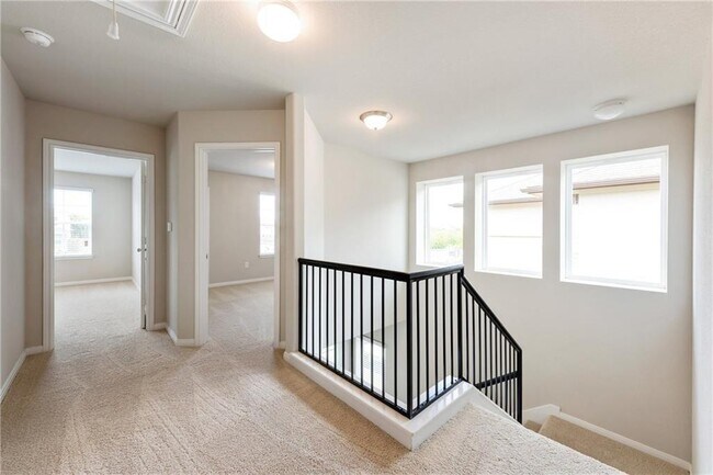 Building Photo - 1161 La Conterra Blvd