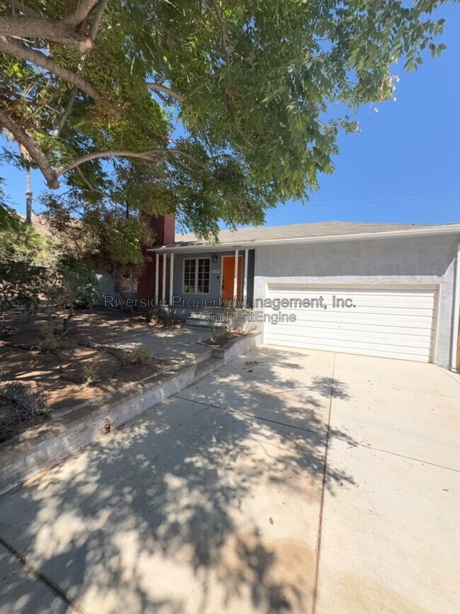 Building Photo - 3126 Belvedere Dr