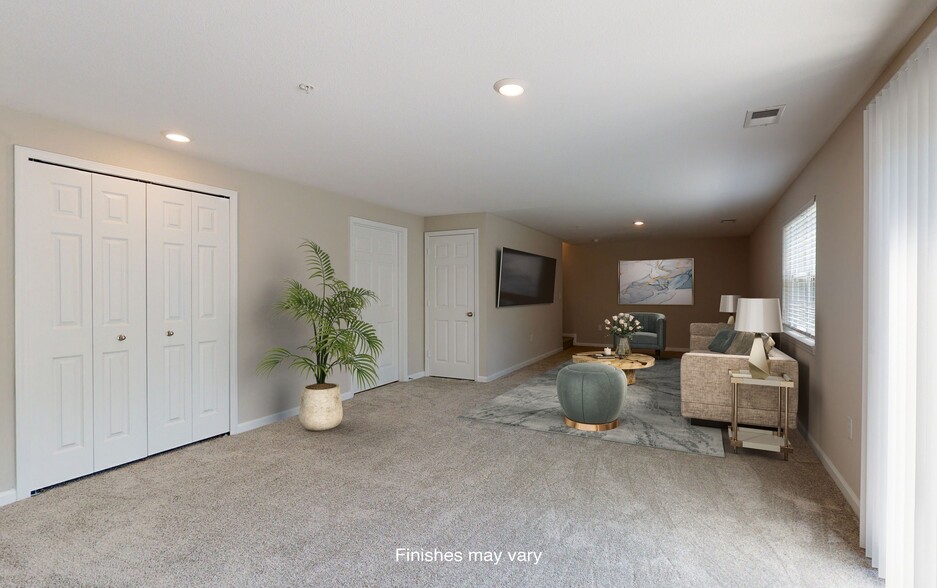 Building Photo - Killian Lakes Apartments and Townhomes