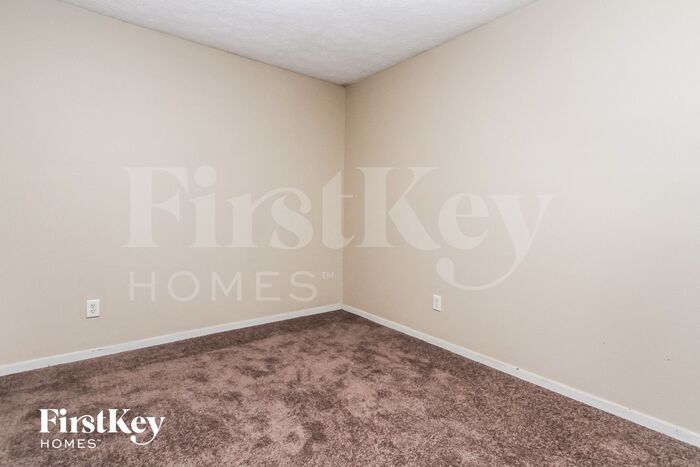 Building Photo - 5519 Old Mill Ct