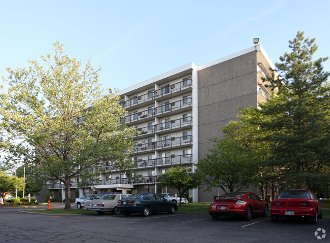 Building Photo - Joseph Knight Towers