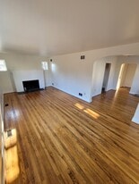 Building Photo - 1403 N Scott St