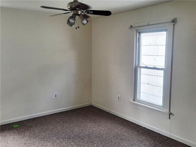 Building Photo - 229 Ave A