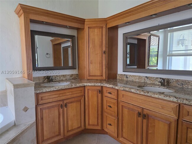 Building Photo - 4045 SW 151st Terrace