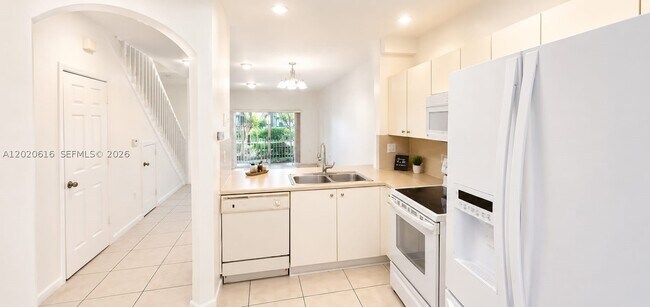Building Photo - 7931 Tuscany Dr