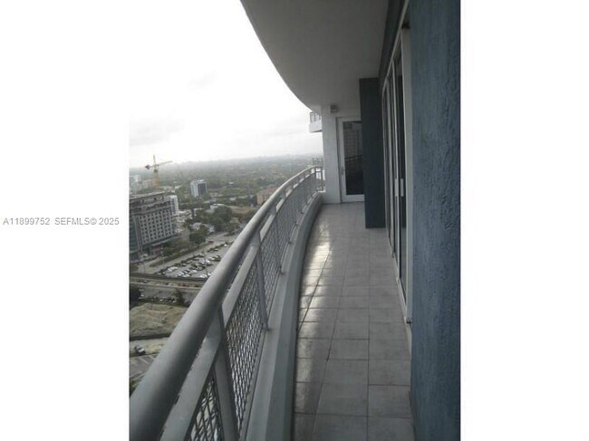 Building Photo - 60 SW 13th St