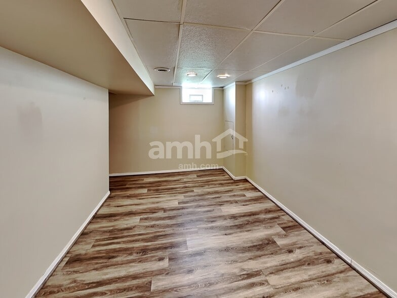 Building Photo - 191 Stonemast Loop