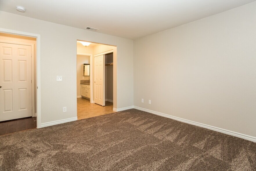 Building Photo - 7408 Maiden Run Ave