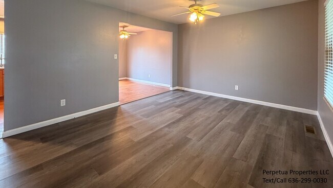 Building Photo - 544 Goldwood Dr