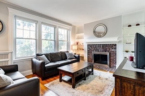 Primary Photo - 5 Vinal St