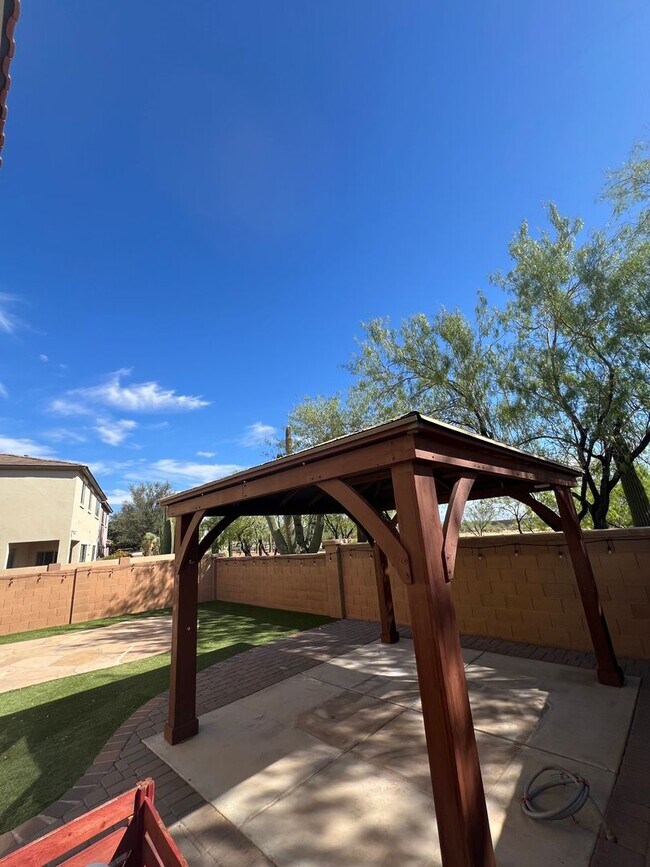 Building Photo - 3 Bedroom - 2 story home in Rancho Sahuarita