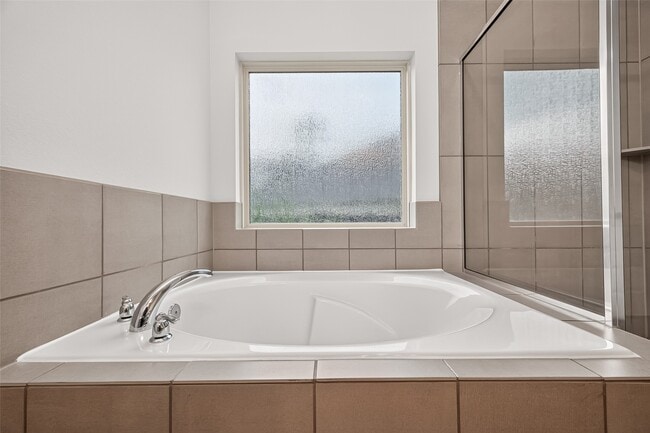 Building Photo - 30359 Limber Pines Dr