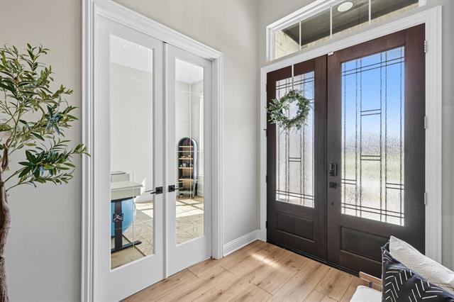 Building Photo - 2016 Strolling Wy