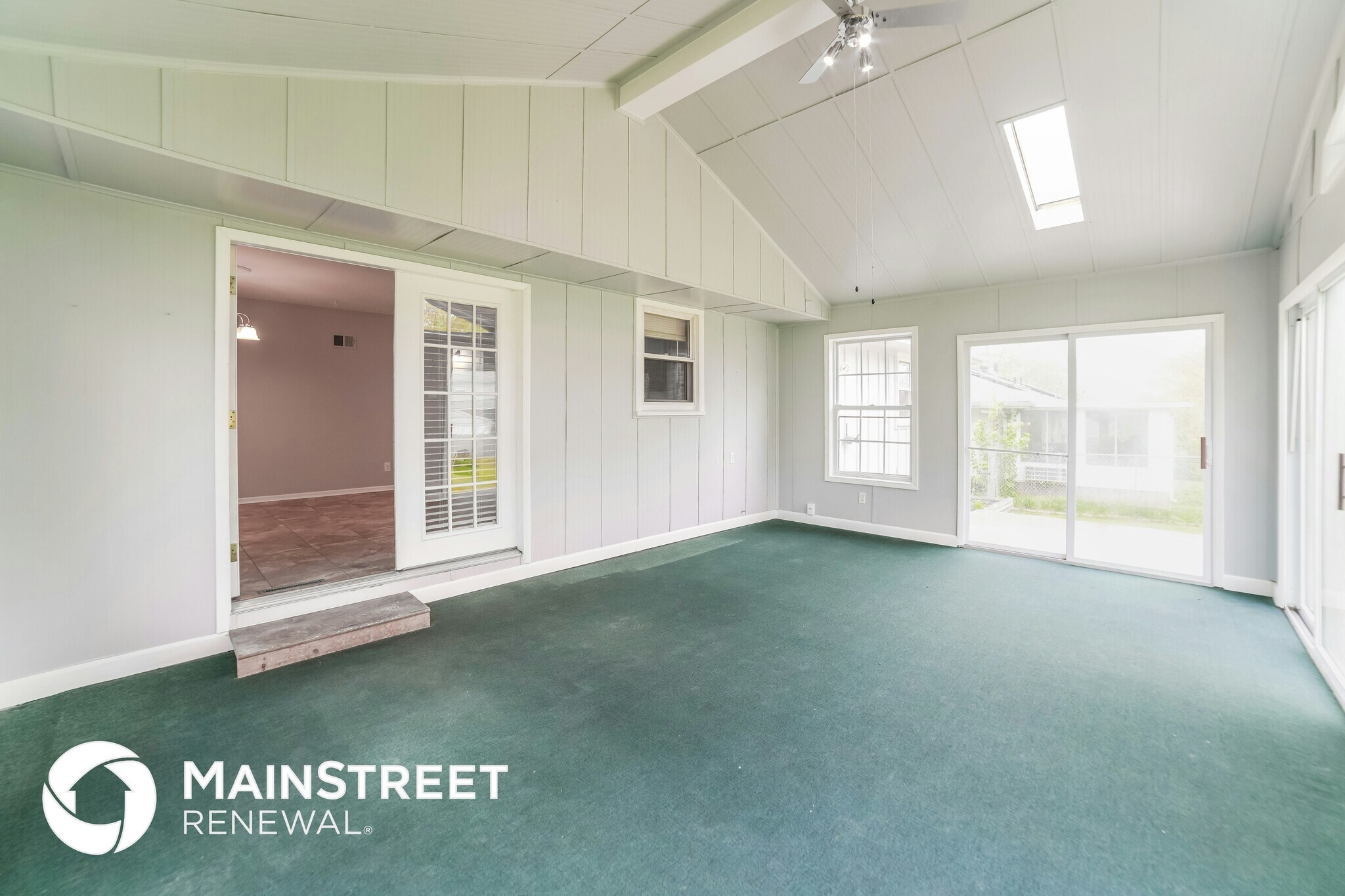 Building Photo - 2420 NW 4th St