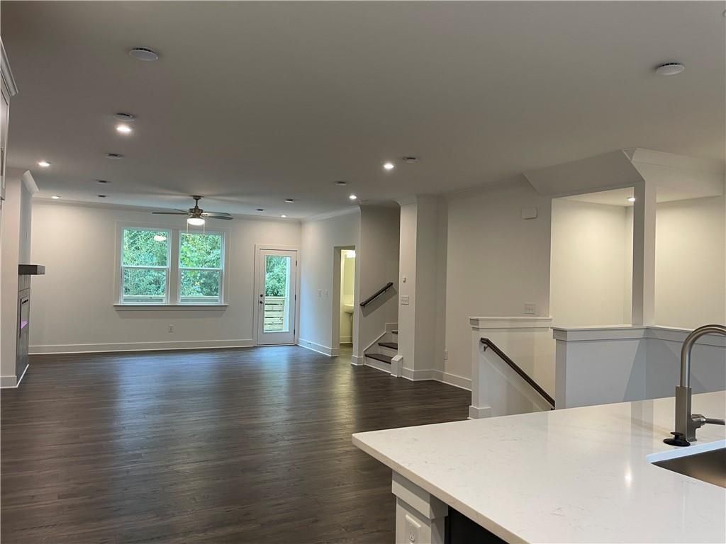 Building Photo - 3391 Catalan Aly