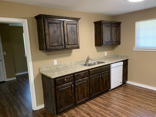 Building Photo - 10588 State Hwy 64