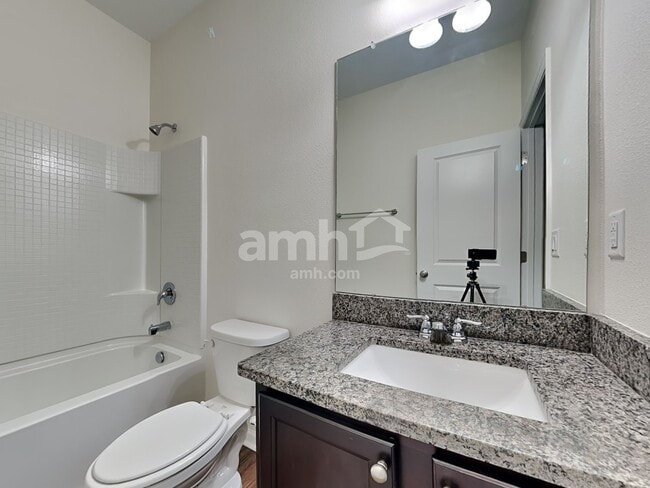 Building Photo - 11505 Victory Bay Ln