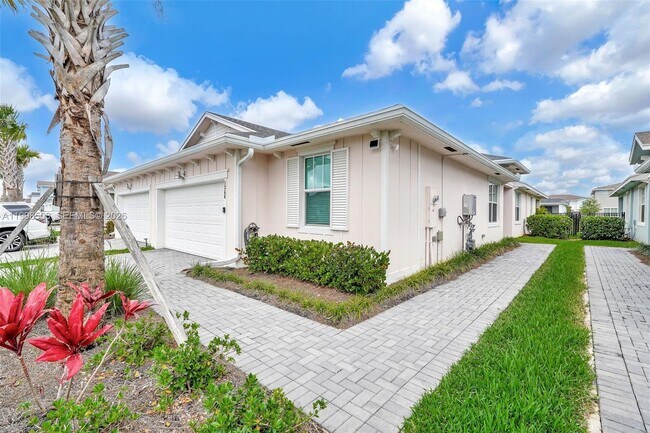 Building Photo - 1368 Haywagon Tr.