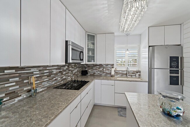 Building Photo - 100 Waterway Rd