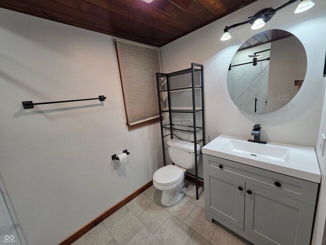 Building Photo - 158 Redbud Ln