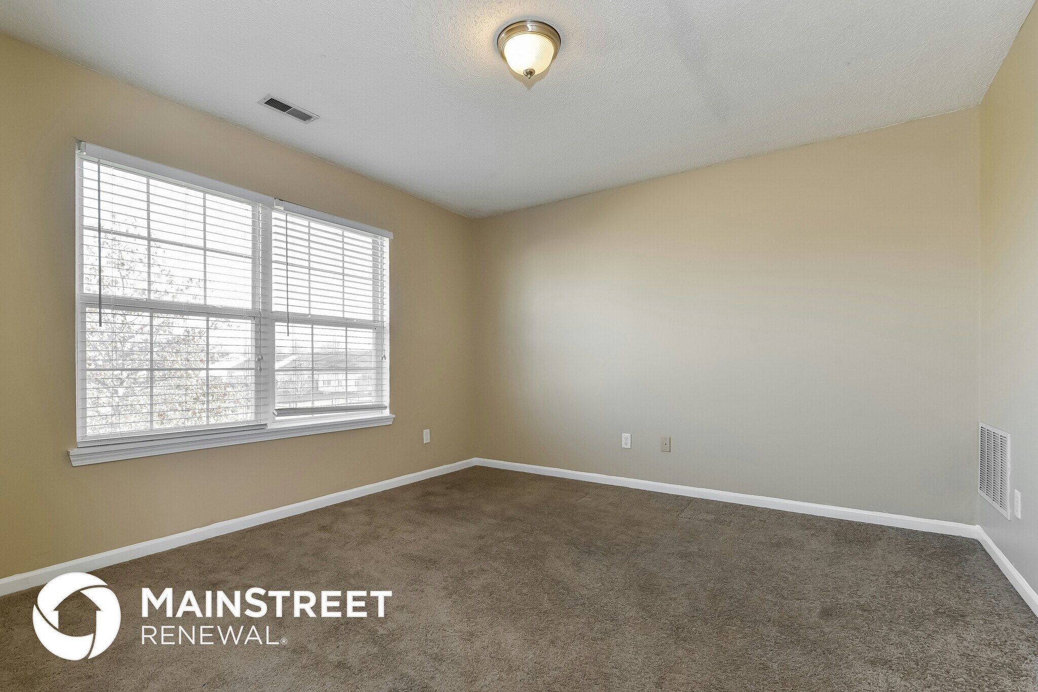 Building Photo - 1903 Windy Hl Ln