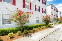 Building Photo - 6035 Winegard Rd